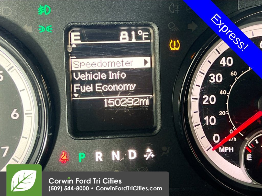 Used 2018 RAM 1500 Express w/ Express Value Package AWD/4WD image 2