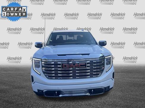 Used 2024 GMC Sierra 1500 Denali AWD/4WD image 3
