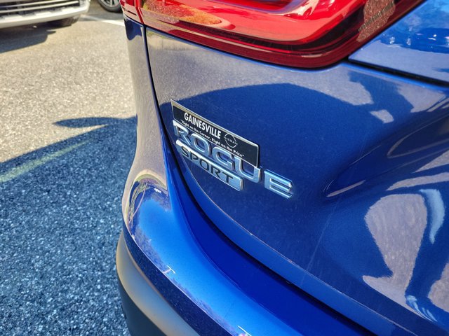 Used 2022 Nissan Rogue Sport S FWD image 7