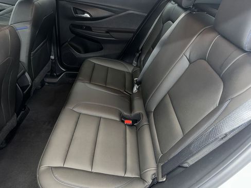 Certified 2024 Buick Envista Sport Touring w/ Convenience I Package image 17