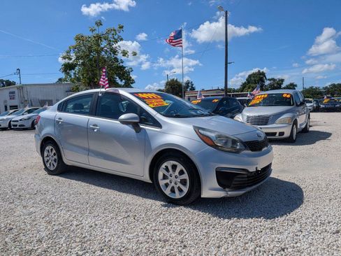 Used 2016 Kia Rio LX image 3