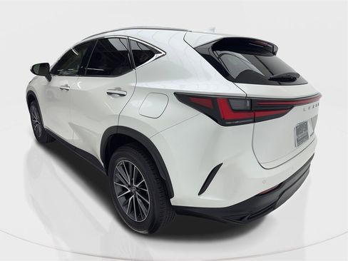 Used 2025 Lexus NX 250 FWD w/ Premium Package image 10