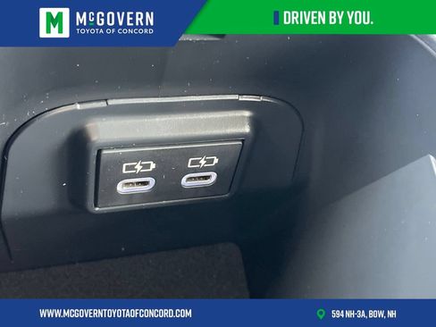 Used 2023 Toyota RAV4 LE AWD/4WD image 38
