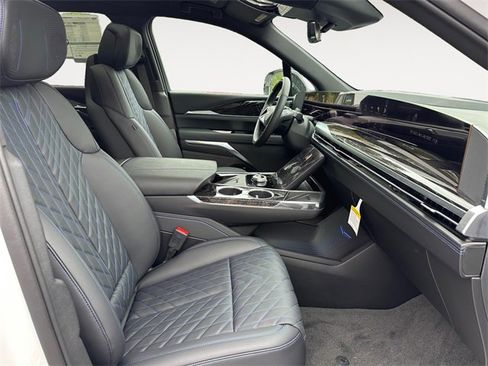Used 2025 Cadillac Escalade IQ Sport 1 image 15