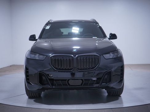 Used 2026 BMW X5 sDrive40i w/ M Sport Package RWD image 3