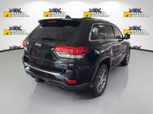 Used 2022 Jeep Grand Cherokee Limited w/ Technology Group AWD/4WD image 4