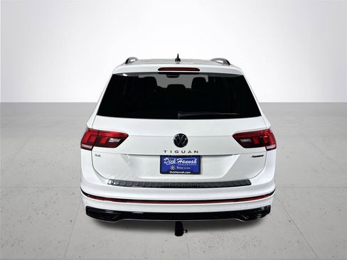 Certified 2023 Volkswagen Tiguan SE R-Line image 7