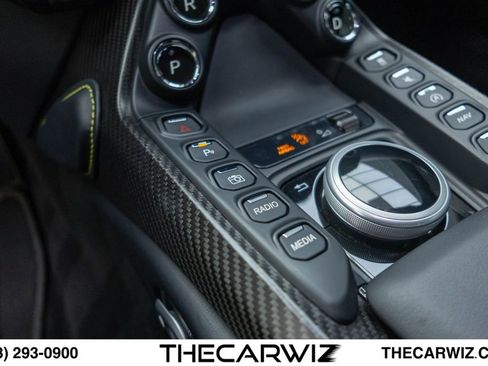 Used 2023 Aston Martin V8 Vantage Coupe RWD image 65