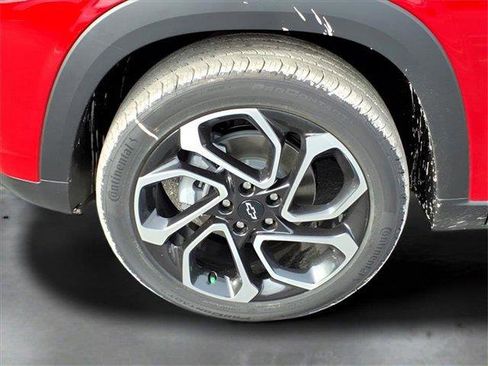 New 2026 Chevrolet Trax RS w/ Sunroof Package image 9