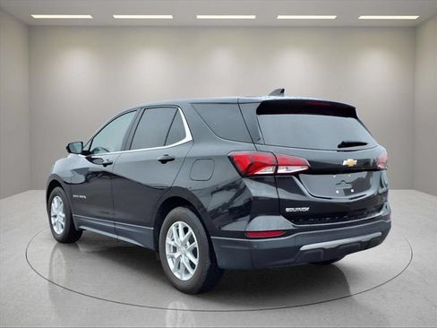 Used 2023 Chevrolet Equinox LT FWD image 7