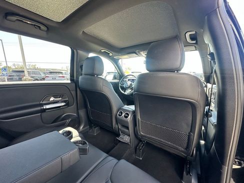 Used 2025 Mercedes-Benz GLB 250 GLB 250 image 31