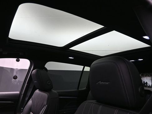 New 2026 Buick Enclave Avenir w/ Super Cruise Package image 25