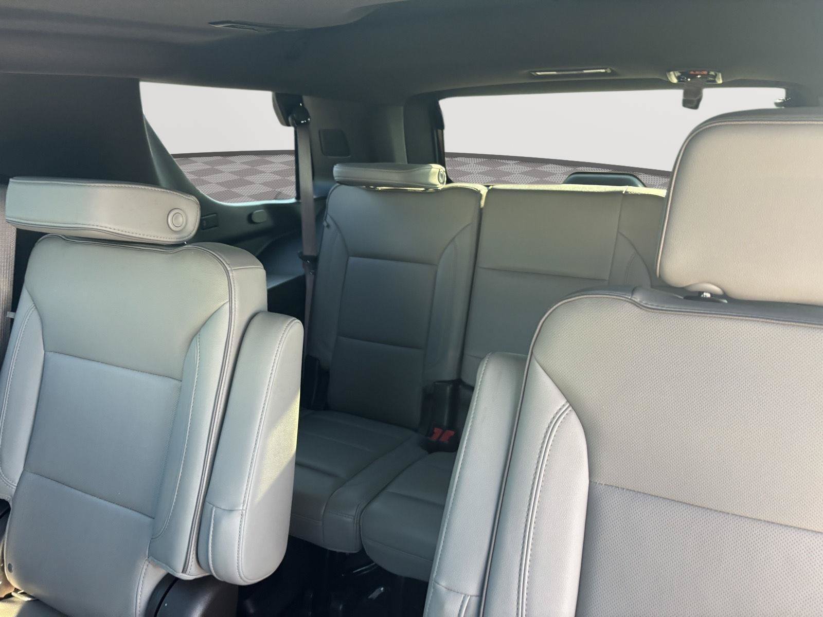 Used 2022 GMC Yukon SLT w/ SLT Premium Package RWD image 22