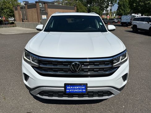 Used 2020 Volkswagen Atlas Cross Sport SE w/ Panoramic Sunroof Package AWD/4WD image 9