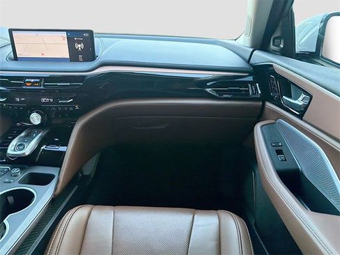 Used 2022 Acura MDX FWD w/ Technology Package image 18