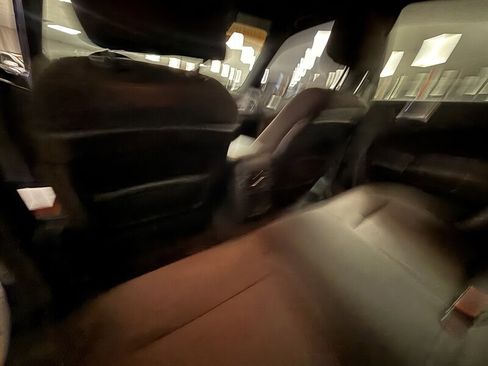 Used 2018 Dodge Charger SXT w/ Blacktop Package image 26