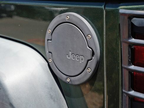 Used 2009 Jeep Wrangler Unlimited X AWD/4WD image 8