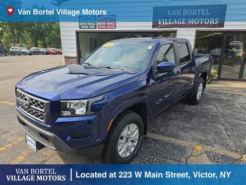 Used 2022 Nissan Frontier SV w/ Technology Package AWD/4WD image 1