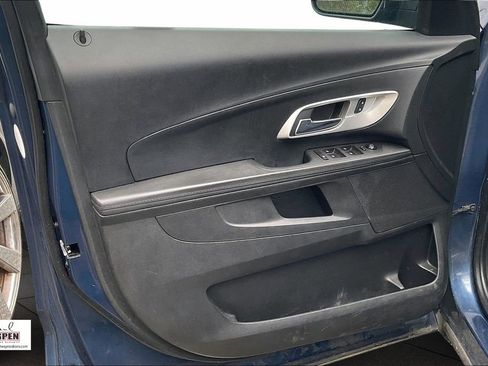 Used 2017 Chevrolet Equinox LT image 21