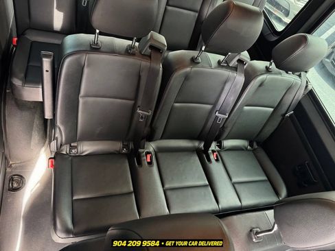 Used 2020 Mercedes-Benz Sprinter 2500 image 23