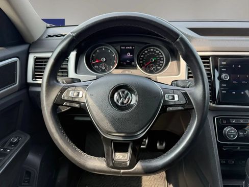 Used 2018 Volkswagen Atlas SEL w/ R-Line Package FWD image 16