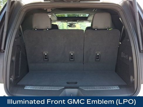 Used 2024 GMC Yukon AT4 w/ AT4 Premium Package AWD/4WD image 31