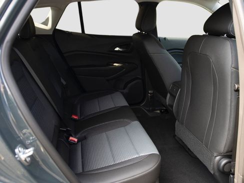 New 2025 Chevrolet Trax LT w/ Driver Confidence Package image 21