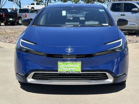 New 2026 Toyota Prius Plug-In Hybrid FWD image 7