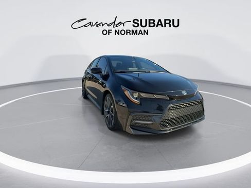 Used 2022 Toyota Corolla SE FWD image 3
