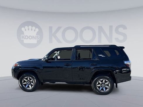Used 2022 Toyota 4Runner TRD Off-Road Premium w/ Moonroof Package image 2