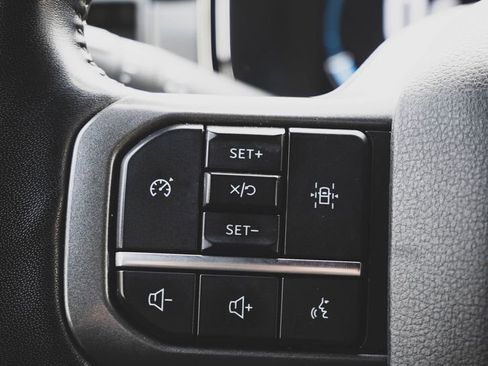 Used 2022 Ford F150 Lariat w/ Bed Utility Package image 13