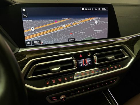 Used 2019 BMW X5 xDrive40i w/ Premium Package 2 image 22