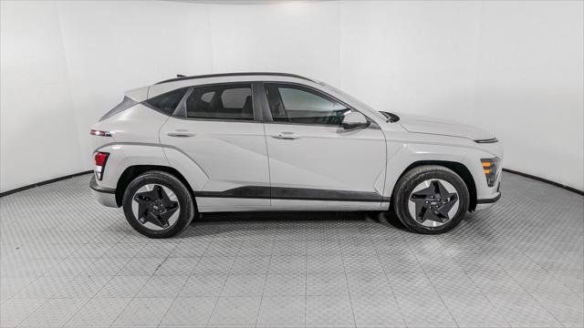 Used 2024 Hyundai Kona SEL FWD image 9