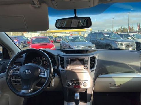 Used 2013 Subaru Outback 2.5i Premium image 5