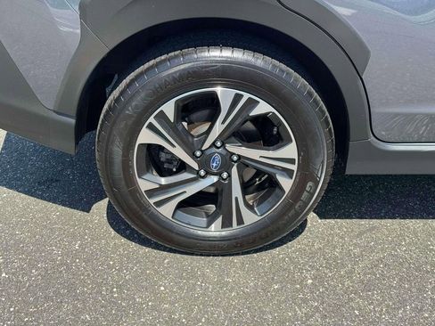 Used 2024 Subaru Crosstrek 2.0i Premium AWD/4WD image 11