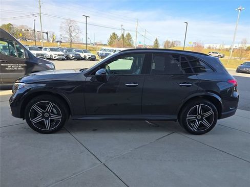Used 2026 Mercedes-Benz GLC 300 4MATIC image 9