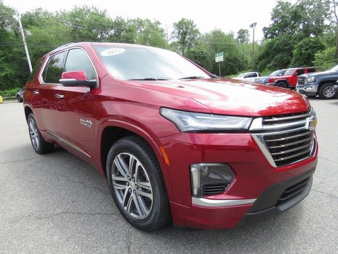 Used 2022 Chevrolet Traverse High Country image 4