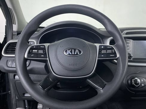 Used 2020 Kia Sorento LX AWD/4WD image 5