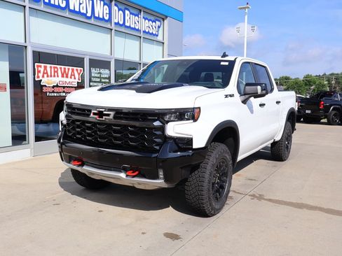 New 2026 Chevrolet Silverado 1500 ZR2 w/ LPO, Dark Essentials Package AWD/4WD image 6