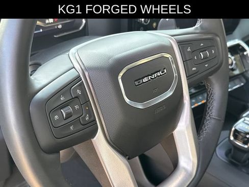 Used 2025 GMC Sierra 1500 Denali w/ Denali Reserve Package AWD/4WD image 29