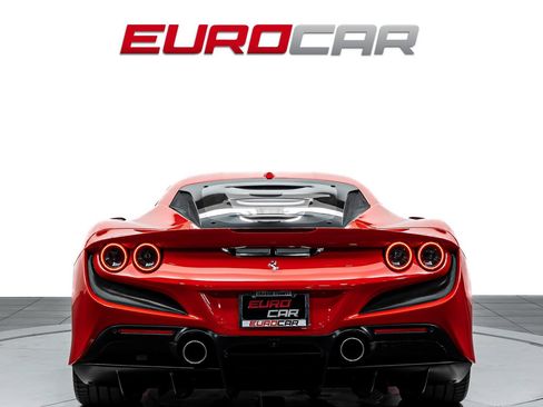 Used 2022 Ferrari F8 Tributo RWD image 4