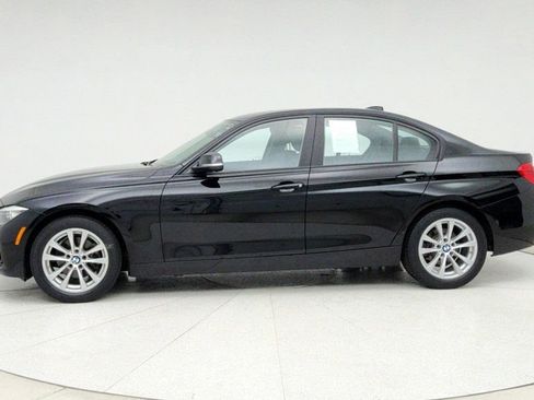 Used 2016 BMW 320i 4dr Sdn 320i with Driving Assi image 8