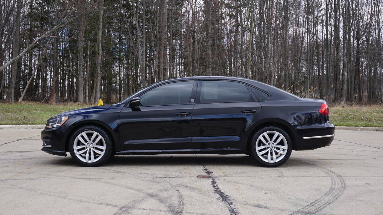 Used 2019 Volkswagen Passat 2.0T Wolfsburg FWD image 2