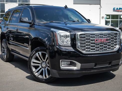 Used 2019 GMC Yukon Denali w/ Denali Ultimate Package AWD/4WD image 7