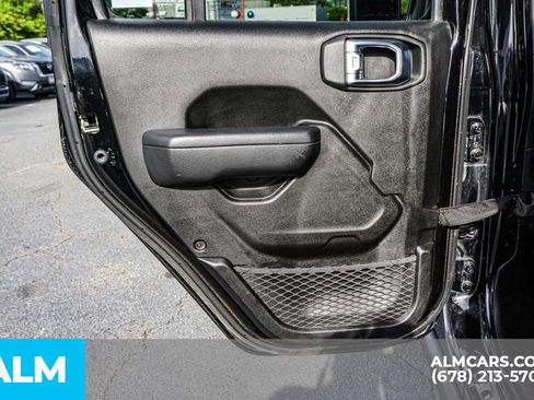 Used 2025 Jeep Wrangler Unlimited Rubicon AWD/4WD image 51