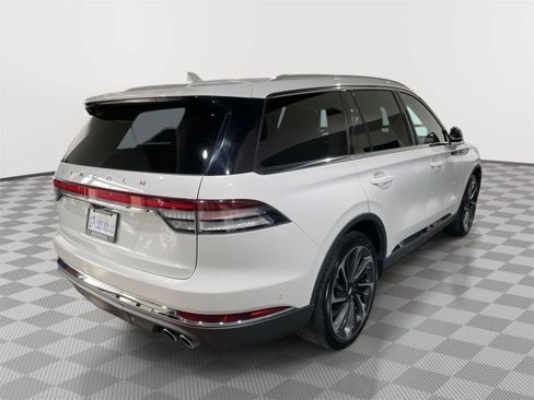 Used 2021 Lincoln Aviator Reserve w/ Equipment Group 202A AWD/4WD image 8