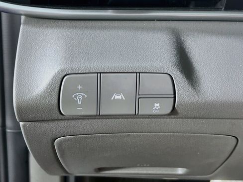 Used 2023 Hyundai Elantra SEL w/ Convenience Package image 10