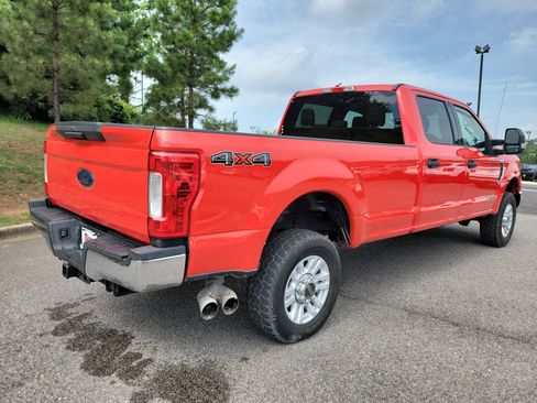 Used 2019 Ford F250 XLT w/ Snow Plow Prep Package AWD/4WD image 22