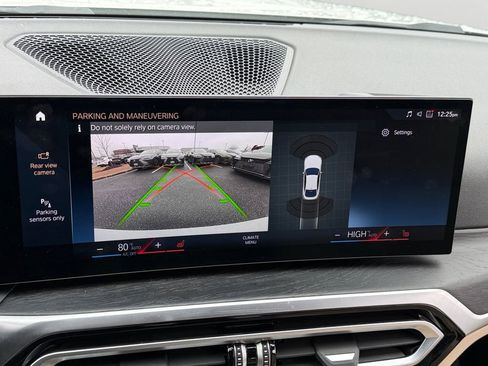 Used 2023 BMW i4 eDrive35 w/ Premium Package image 21