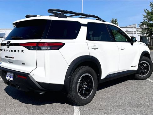 Used 2025 Nissan Pathfinder Rock Creek AWD/4WD image 4